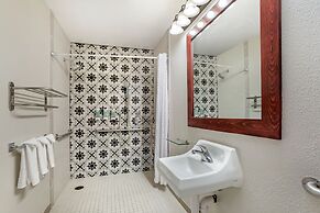 Best Western Dry Creek Inn