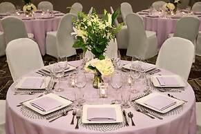 Embassy Suites by Hilton Phoenix Downtown North