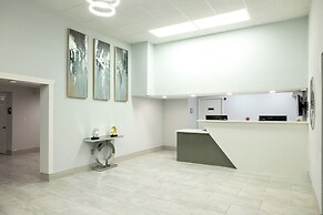 Days Inn & Suites by Wyndham Bossier City/Casino Area