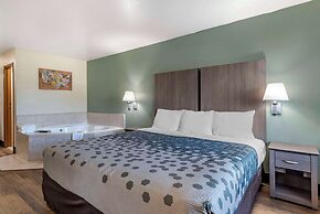 Econo Lodge Portland Airport