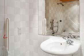 Holiday Inn Colchester by IHG