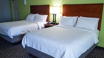 Holiday Inn Express Hickory-Hickory Mart by IHG