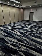 Comfort Inn & Suites Madison - Airport