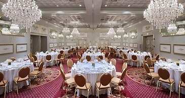 Hilton Chicago/Oak Brook Suites