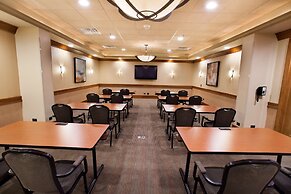 Hilton Chicago/Oak Brook Suites
