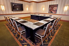 Hilton Chicago/Oak Brook Suites