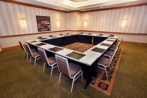 Hilton Chicago/Oak Brook Suites