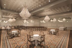 Hilton Chicago/Oak Brook Suites