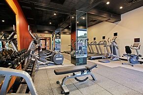Hilton Chicago/Oak Brook Suites