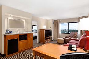 Hilton Chicago/Oak Brook Suites