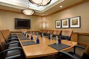 Hilton Chicago/Oak Brook Suites