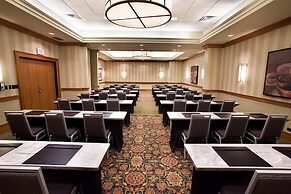 Hilton Chicago/Oak Brook Suites