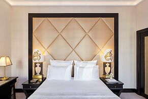 Hôtel Barrière Fouquet's Paris