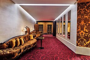 Hôtel Barrière Fouquet's Paris