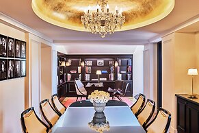 Hôtel Barrière Fouquet's Paris