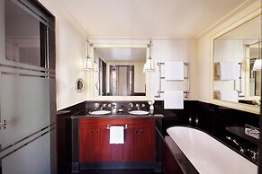 Hôtel Barrière Fouquet's Paris