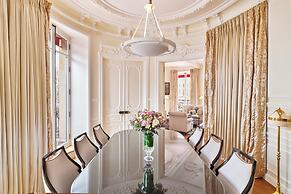 Hôtel Barrière Fouquet's Paris