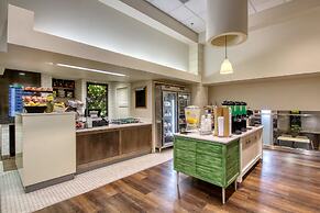 Holiday Inn Hotel & Suites Atlanta Airport-North by IHG