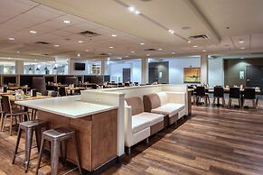 Holiday Inn Hotel & Suites Atlanta Airport-North by IHG