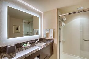 Holiday Inn Hotel & Suites Atlanta Airport-North by IHG