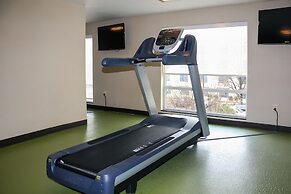 Holiday Inn Hotel & Suites Atlanta Airport-North by IHG
