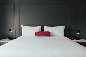 Vinland Hotel and Lounge