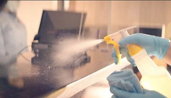 Econo Lodge Inn & Suites