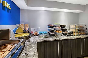 Days Inn by Wyndham Barrie