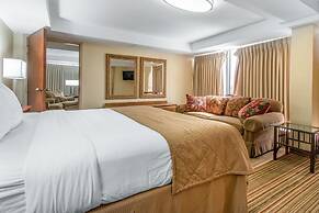 Clarion Hotel Broken Arrow - Tulsa