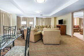 Clarion Hotel Broken Arrow - Tulsa