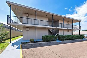 Econo Lodge Texarkana I-30