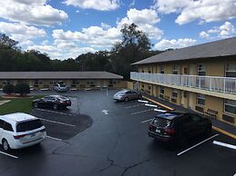 Days Inn by Wyndham Orange City/Deland