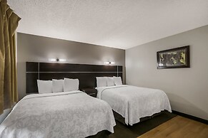 Red Roof Inn PLUS+ & Suites Knoxville West-Cedar Bluff