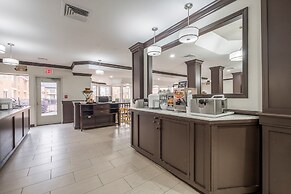 Red Roof Inn PLUS+ & Suites Knoxville West-Cedar Bluff