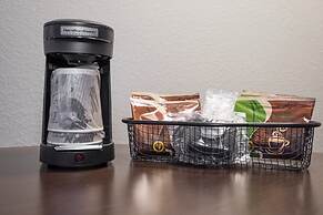 Red Roof Inn PLUS+ & Suites Knoxville West-Cedar Bluff