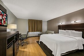Red Roof Inn PLUS+ & Suites Knoxville West-Cedar Bluff