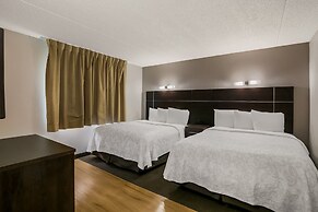 Red Roof Inn PLUS+ & Suites Knoxville West-Cedar Bluff