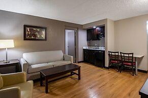 Red Roof Inn PLUS+ & Suites Knoxville West-Cedar Bluff