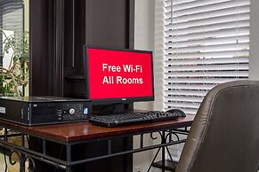 Red Roof Inn PLUS+ & Suites Knoxville West-Cedar Bluff