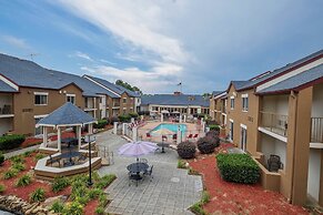 Red Roof Inn PLUS+ & Suites Knoxville West-Cedar Bluff