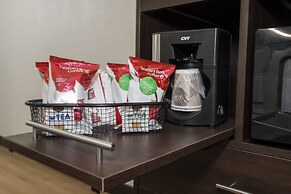 Red Roof Inn PLUS+ & Suites Knoxville West-Cedar Bluff