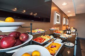 Crowne Plaza Boston - Woburn by IHG