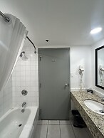 Charlottetown Inn & Conference Centre