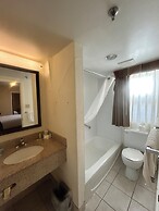 Charlottetown Inn & Conference Centre