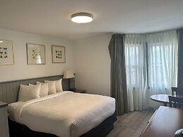 Charlottetown Inn & Conference Centre