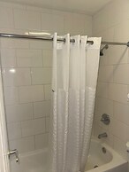 Super 8 by Wyndham Eagle Pass