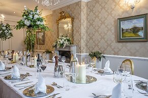 Newpark Hotel