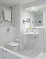 Newpark Hotel