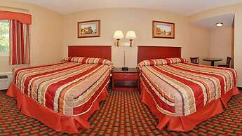 Rodeway Inn Macarthur Airport