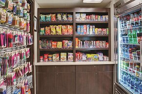 Days Inn by Wyndham Gainesville University I-75